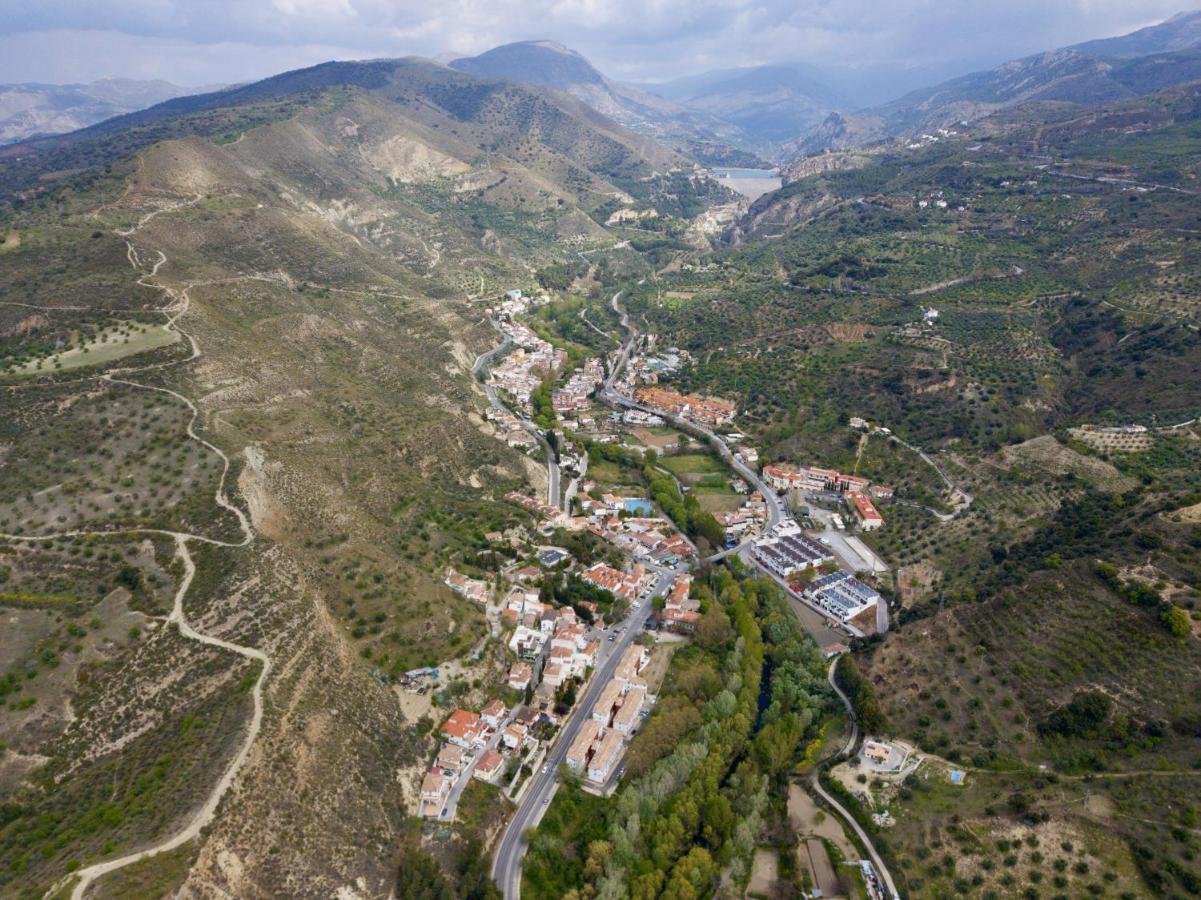 El Refugio Hotell Pinos Genil Exteriör bild