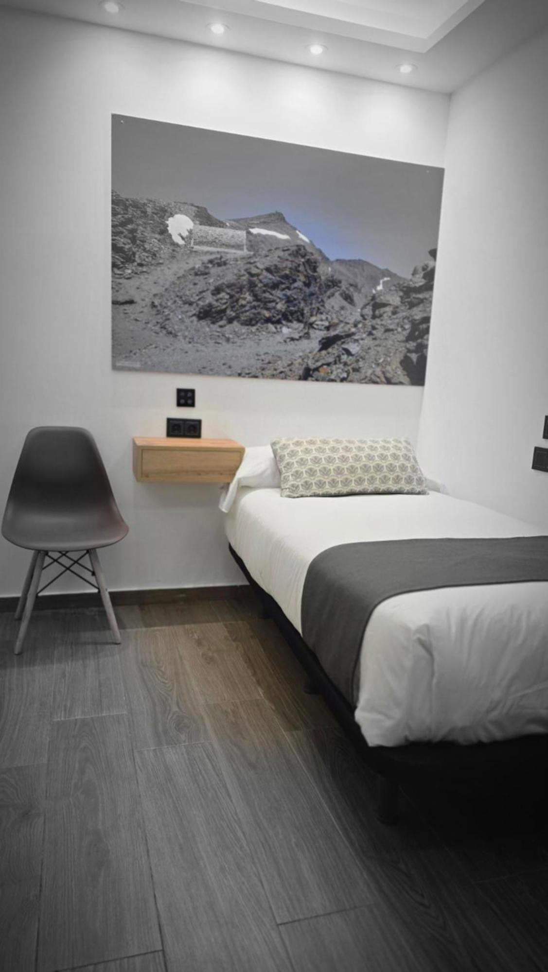 El Refugio Hotell Pinos Genil Exteriör bild